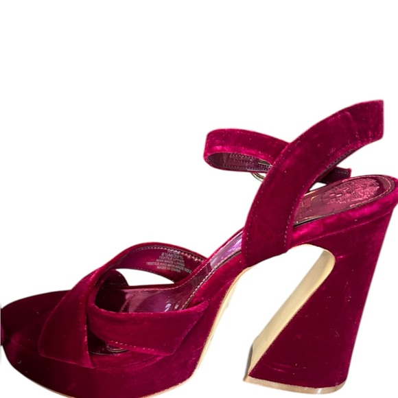 Vince Camuto Velvet platform magenta dress sandals new 8.5 retro 70’s - Picture 4 of 9